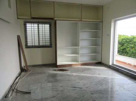 5) Li Id : 165 - Master Bedroom.JPG
